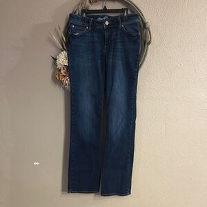 Wrangler Women’s Boot Cut Jeans size 28
